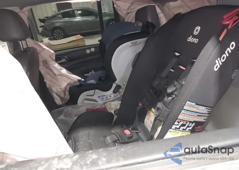 2018 Chevrolet Suburban Ls from USA, damaged, VIN 1GNSCGKC1JR210367